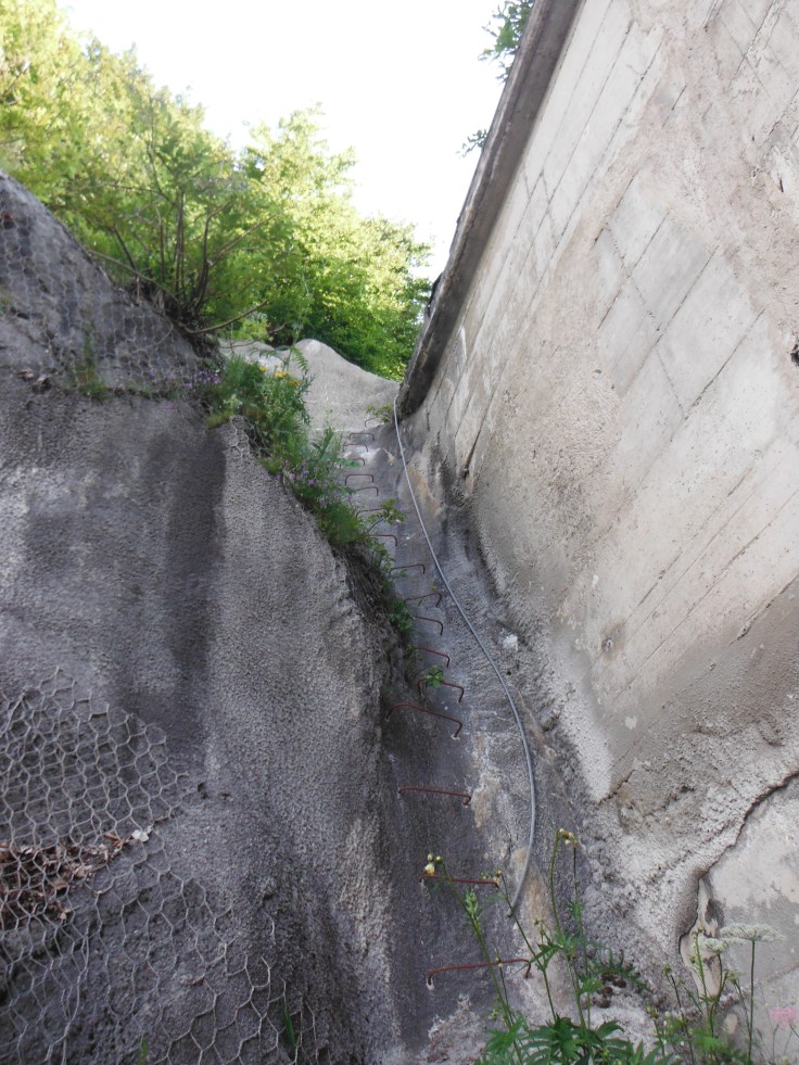 L'accesso dalla statale