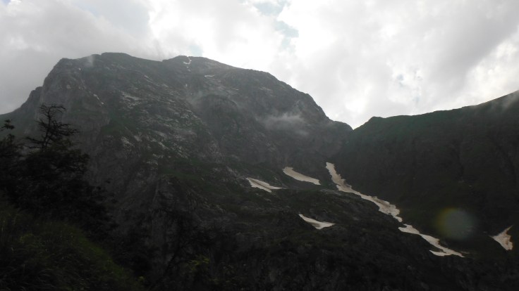 La Creta di Collina tra le nuvole