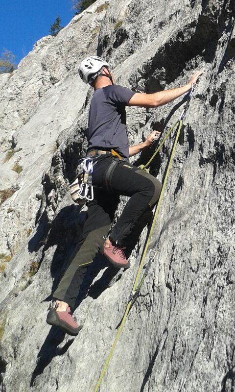 altAkx4F-J-aq47eoH9YQhgYk3l9szVPppZJUFjYzHM7veB